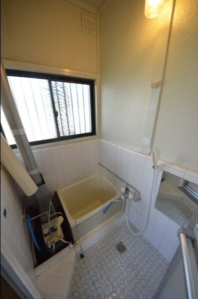 物件内観写真3　(浴室)