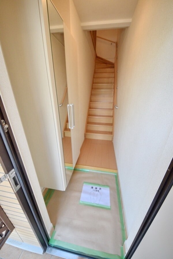 玄関(★玄関は１階です★)