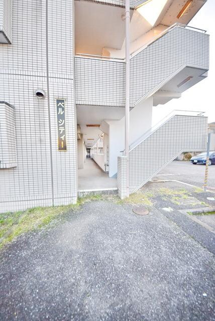 物件内観写真15　(★エントランス★)