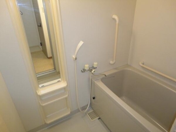 バス／シャワールーム等(お風呂でゆったり)