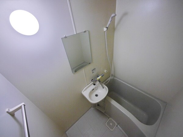 バス／シャワールーム等(★バスルーム★)