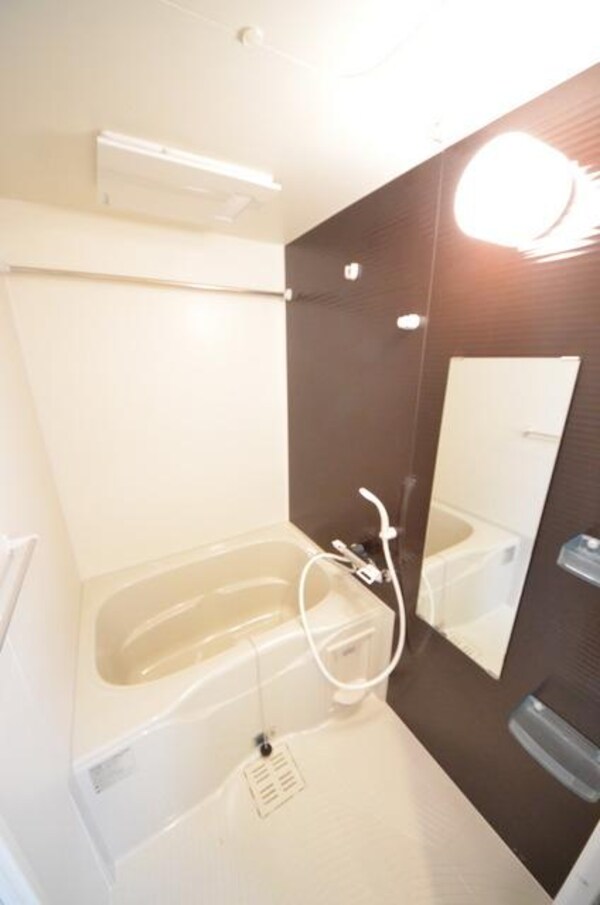 バス／シャワールーム等(★お部屋探しは株式会社タウンハウジング東京まで★)