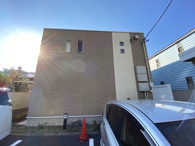 物件内観写真4　(外観・共用部分)