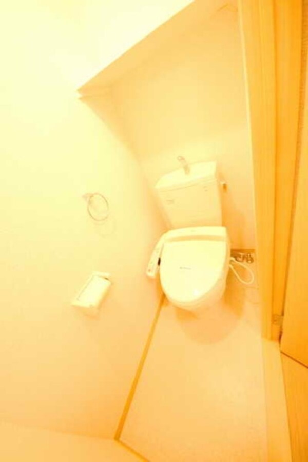 トイレ(室内写真)