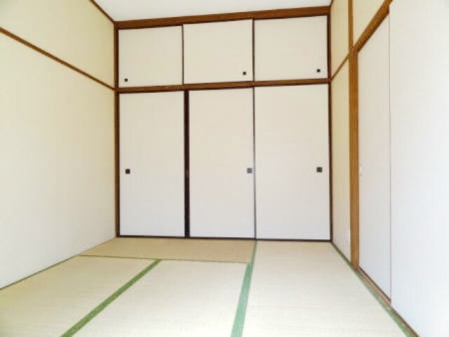 物件内観写真4　(★和室6帖★)