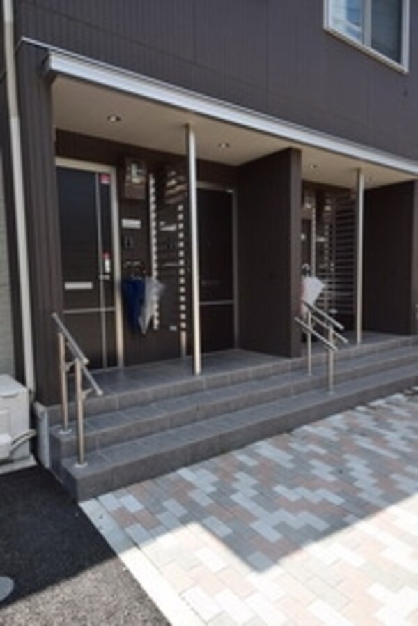 エントランス(★エントランス前からパシャリ★)