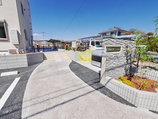 エントランス(★諸条件等のお問い合わせはタウンハウジング多摩センター店ま…)