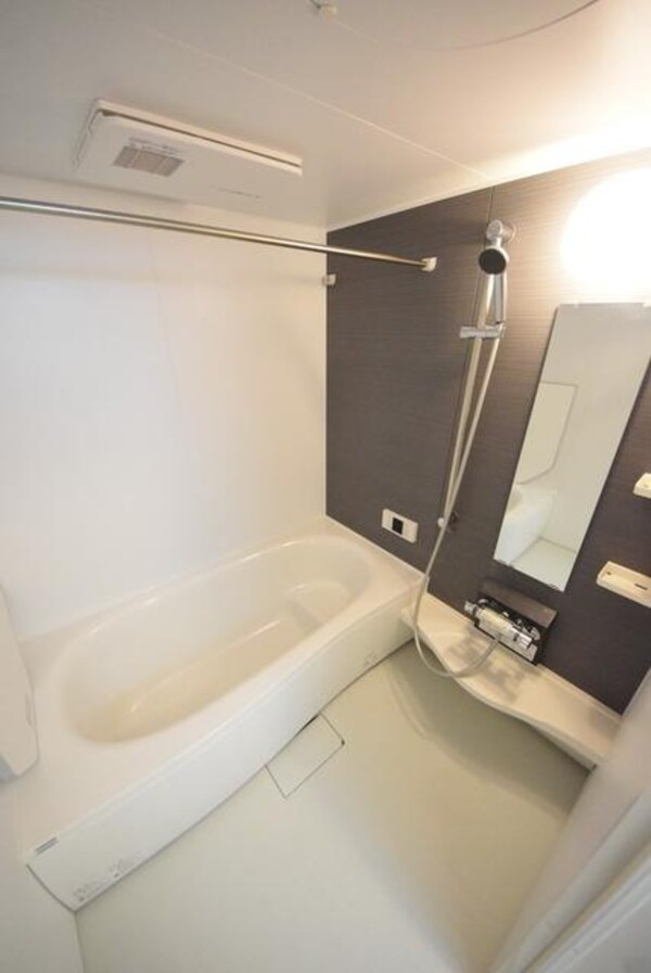 バス／シャワールーム等(浴室)