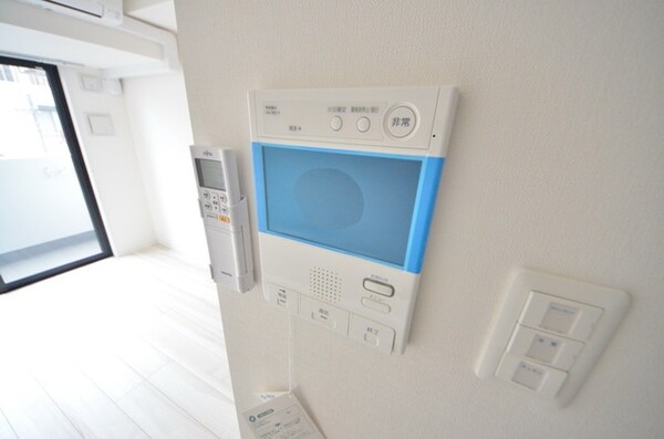 セキュリティ(☆モニター付きインターホン☆)