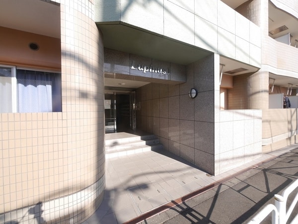 エントランス(★お部屋探しは、タウンハウジング多摩センター店へ★)