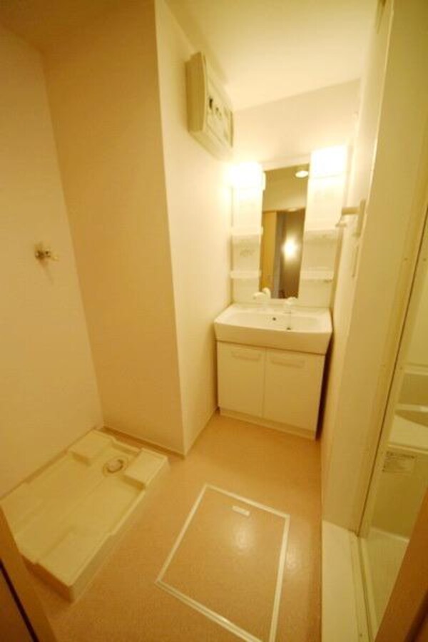洗面(★お部屋探しは株式会社タウンハウジング東京まで★)