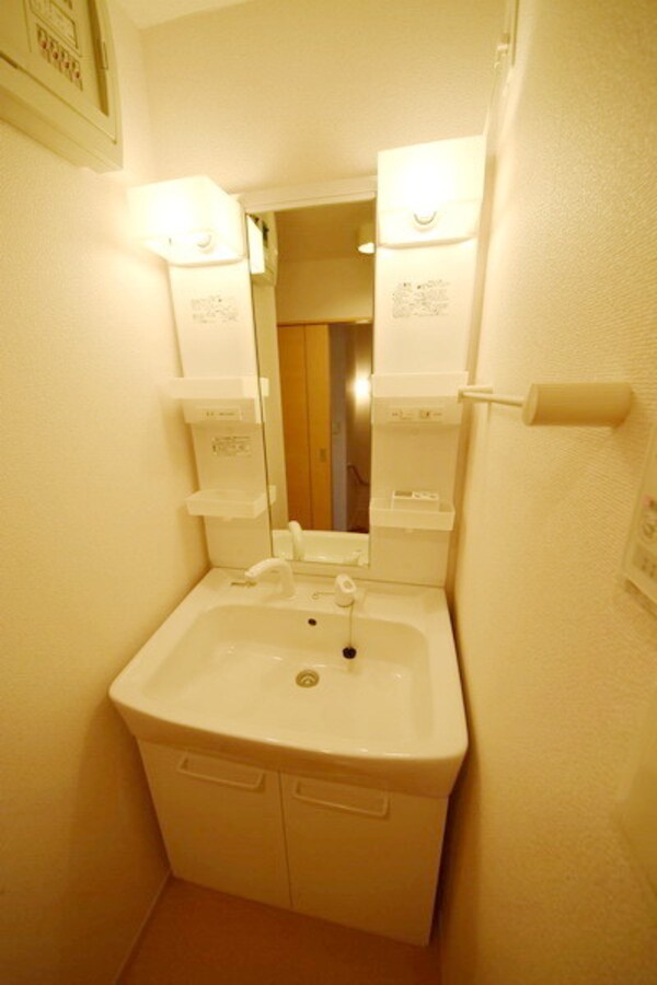 洗面(★お部屋探しは株式会社タウンハウジング東京まで★)