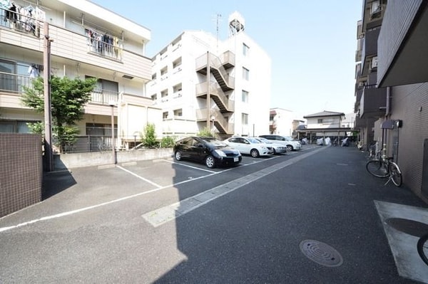 駐車場(★お部屋探しは株式会社タウンハウジング東京まで★)