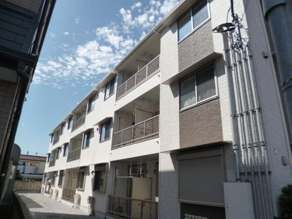 外観(♪陽の差し込む物件です♪)