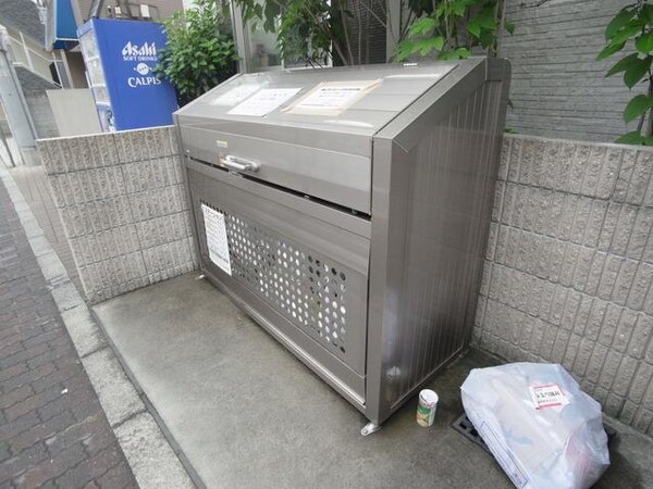 共有部分(♪ゴミ出しはルールとマナーを守りましょう！♪)