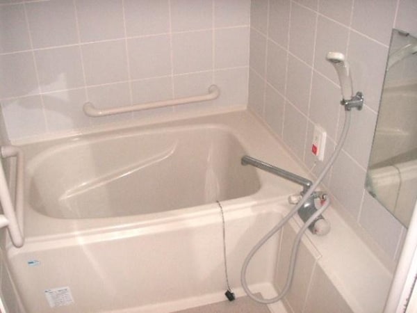 バス／シャワールーム等(もちろん追い焚きできます！)