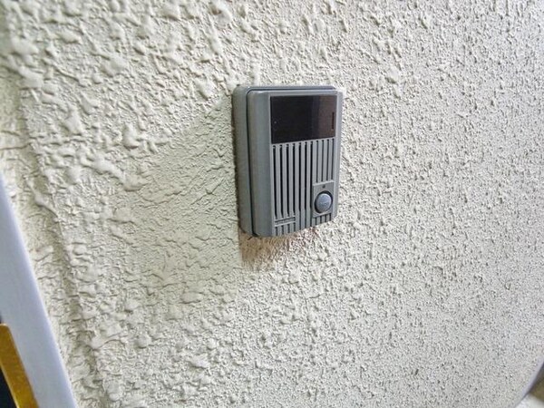 エントランス(退去前につき同じ間取りの別のお部屋のイメージです。)