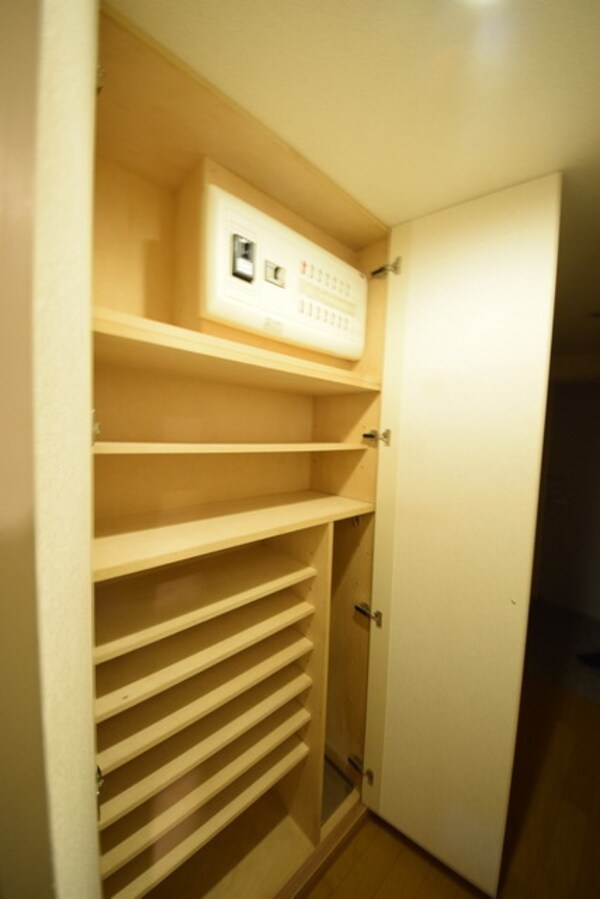 設備(☆シューズボックス☆)