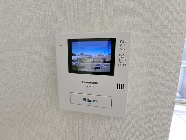 セキュリティ(突然の来客でもモニターで事前に確認♪)