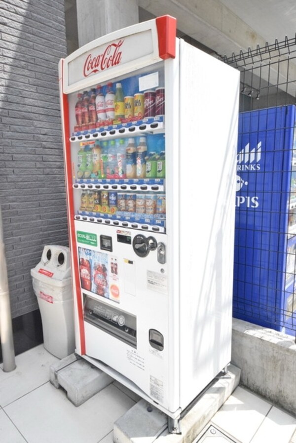 共有部分(☆目の前に自動販売機も！☆)