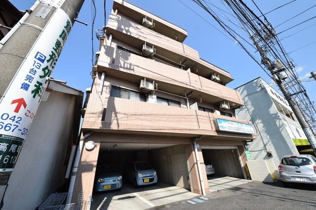 物件外観写真1　(内見のご予約はタウンハウジングまで♪)