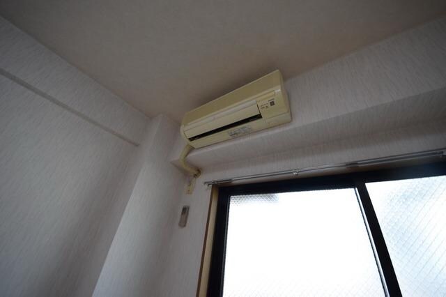 物件内観写真6　(エアコン完備)