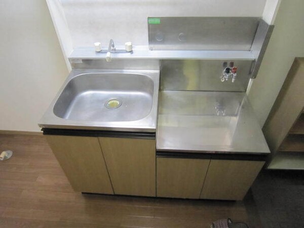 キッチン(★２口ガスコンロ設置可★)