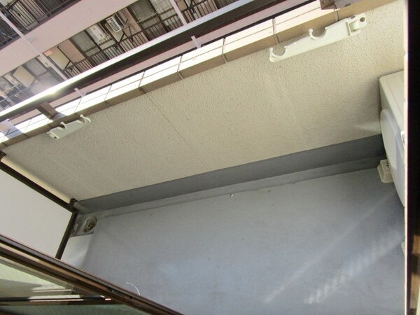 バルコニー(★洗濯物も布団も干せますね★)