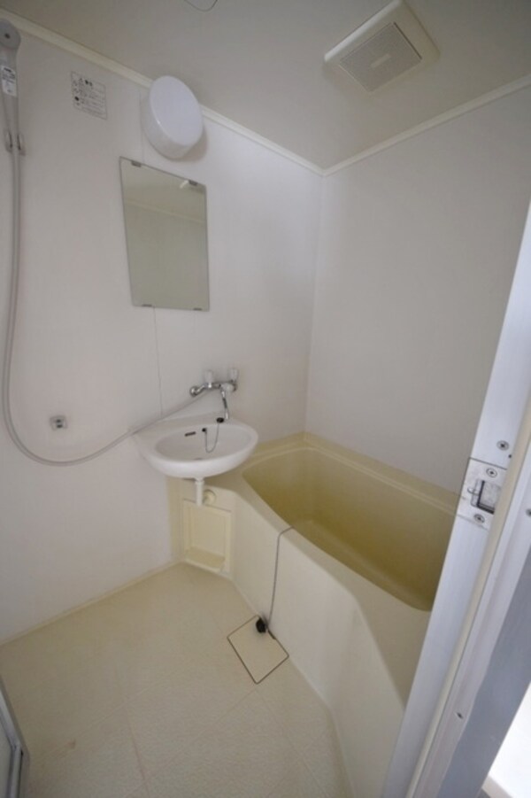 バス／シャワールーム等(★バスルーム★)