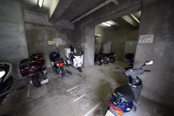 共有部分(☆バイク置場☆)