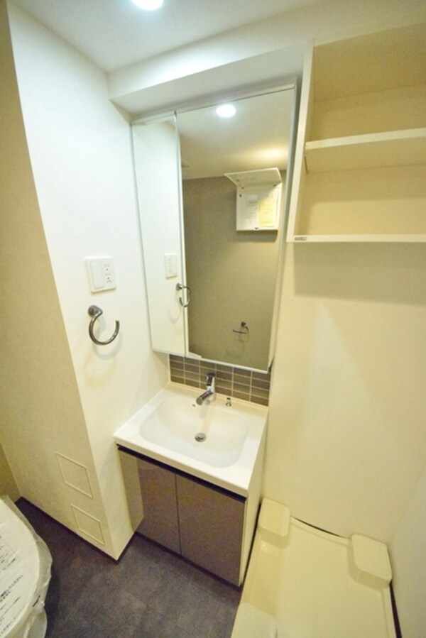 洗面(朝・晩の強い味方、独立洗面台♪)