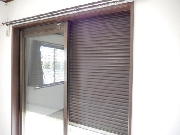 設備(★防犯シャッター★)