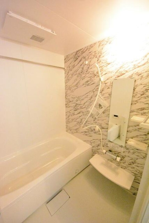 バス／シャワールーム等(☆追焚・浴室乾燥☆)