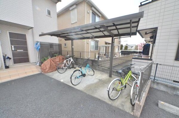 共有部分(駐輪場あります♪)