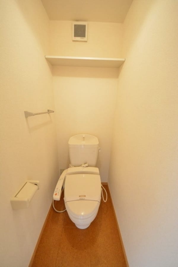 トイレ(☆温水洗浄便座☆)