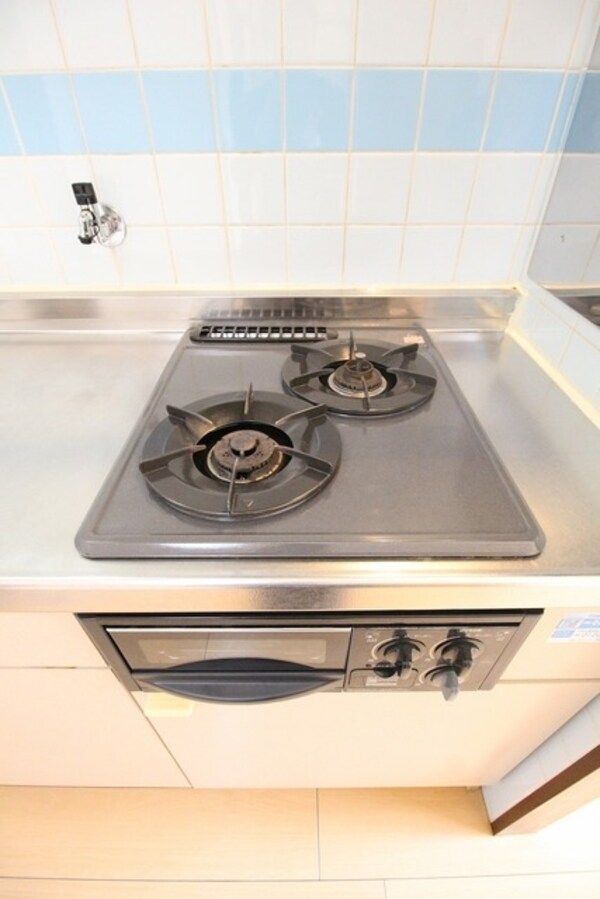 キッチン(★グリル付き２口コンロ★)