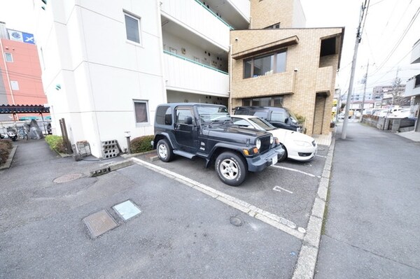 駐車場(駐車場)