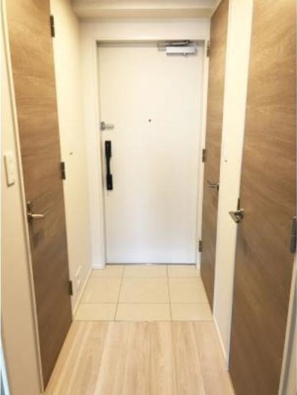 玄関(※写真は同タイプ住戸です。)