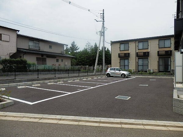 駐車場(敷地内駐車場)