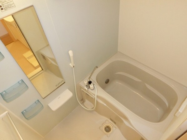 バス／シャワールーム等(追い焚き付き浴室)