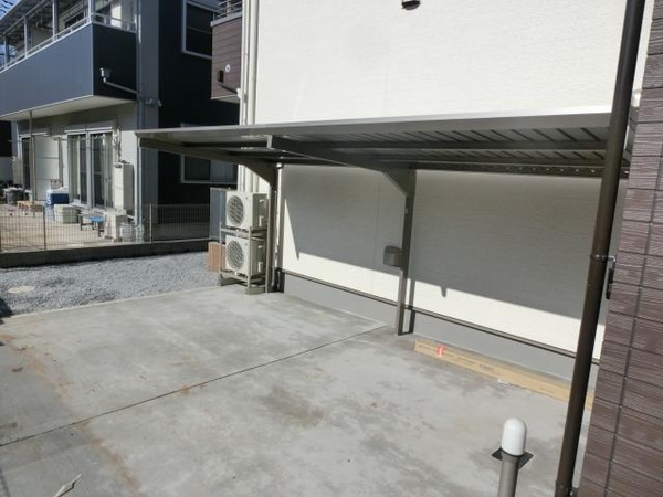 共有部分(屋根付き駐輪場)