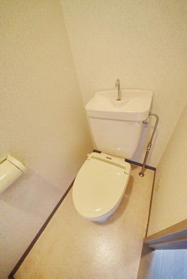 トイレ(暖房便座ございます)