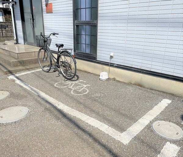 その他(駐輪場)