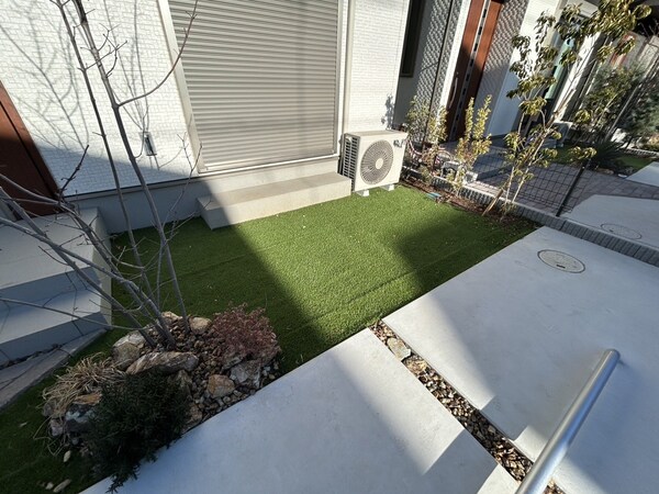 庭(バルコニー)