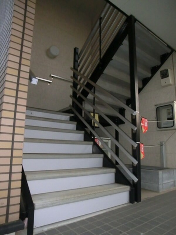 その他(２階への階段)
