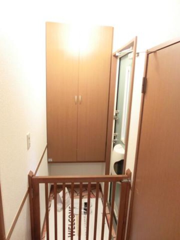 玄関(※別号室参考写真です)