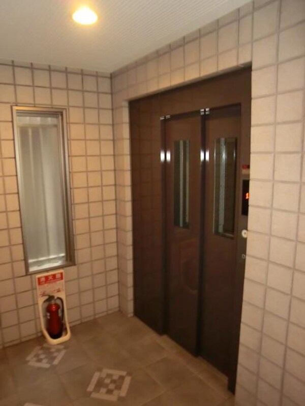 その他(エレベータ完備)