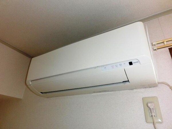 設備(エアコン付き)