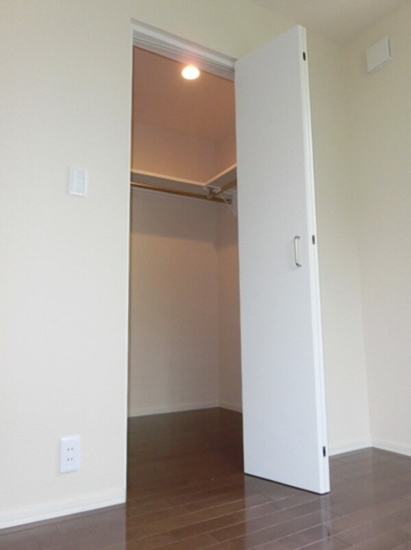 設備(ウォークインＣＬ)