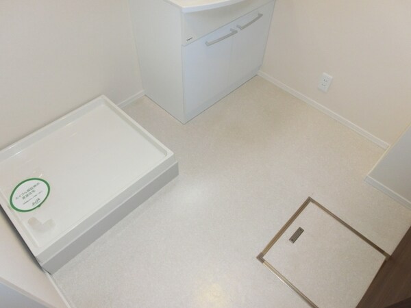 その他(室内洗濯機置き場)